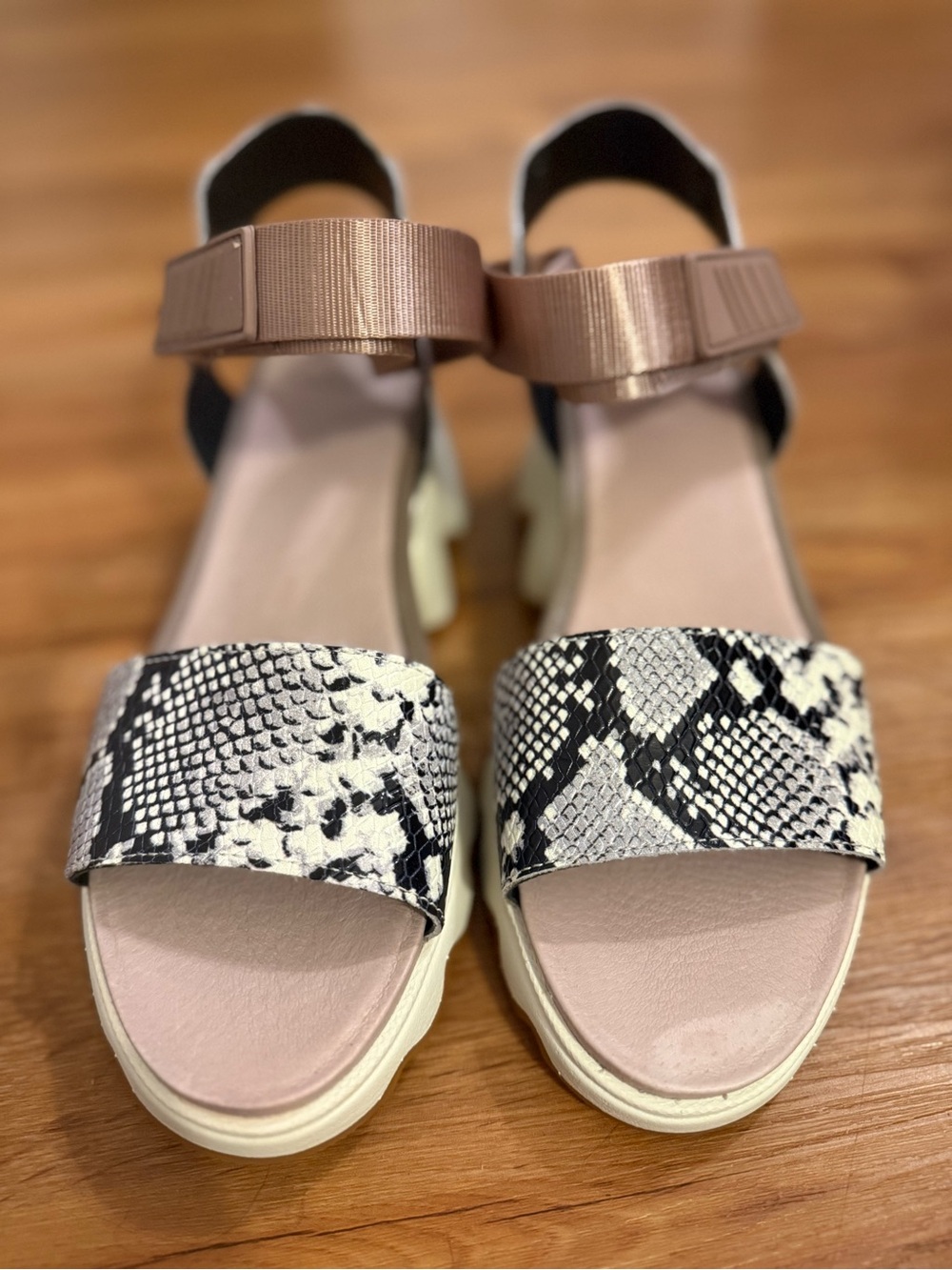 Sorel Kinetic Women’s Snake-Print Platform Sandal in Blush - Picture 2 of 5